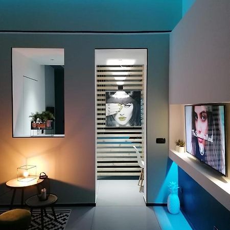 Vogue Suite Home Бари Экстерьер фото